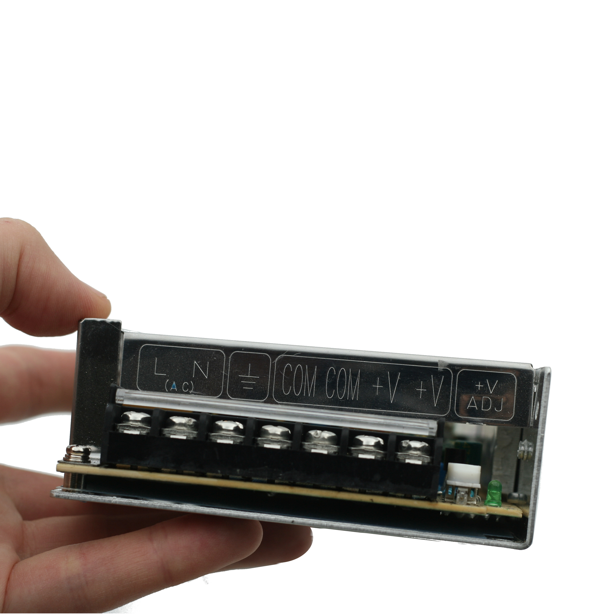 Источник питания INNOCONTвход: 220VAC, 1.3А, выход: 145W, 24VDC, 6A,-10 +50С, IP20, типы защиты: КЗ, перегрузка, перенапряжение SB-P-145-24